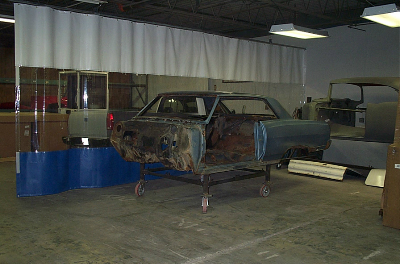 1965_-chevelle_body_removal_0004
